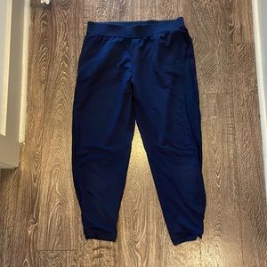 Lululemon Navy Nulu Joggers - like new!